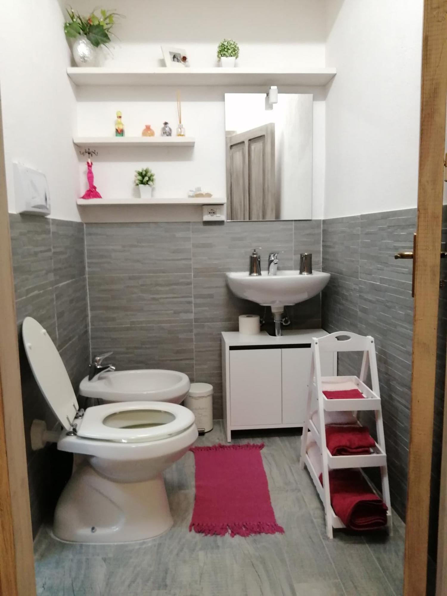 Lughera B&B Tula 외부 사진